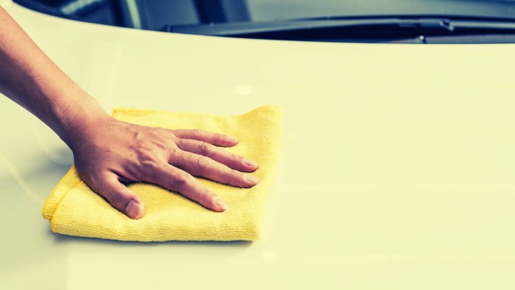 How To Remove Yellowing From White Car Paint [5 Effective Methods ...